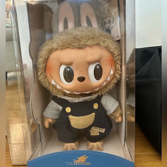 NEW! AUTHENTIC LABUBU Time To Chill Vinyl Plush Toy Popmart Plushie